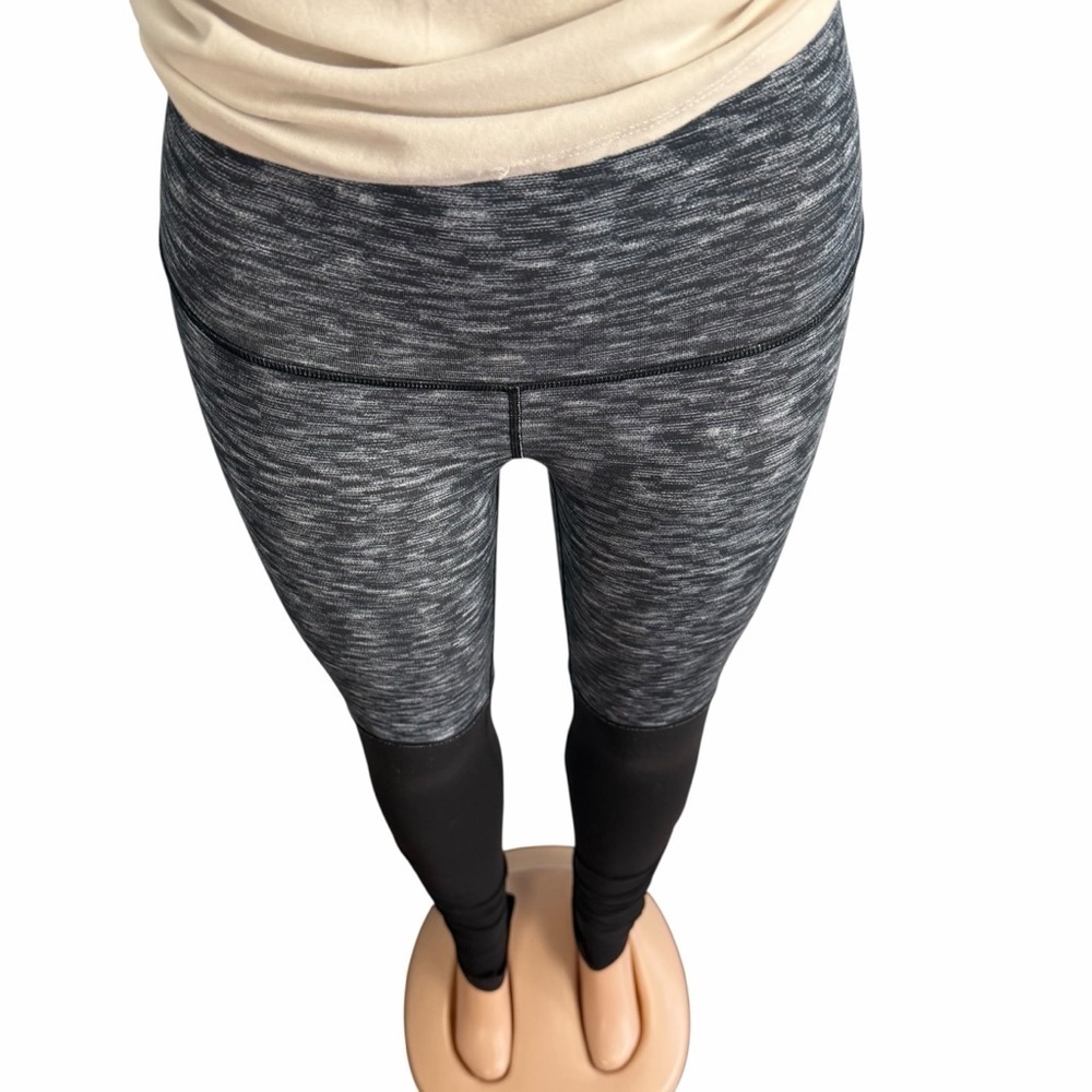 3/$30 ☀️ Lululemon Wunder Under Pant *Stirrup Dramatic Static White Black - Picture 4 of 9